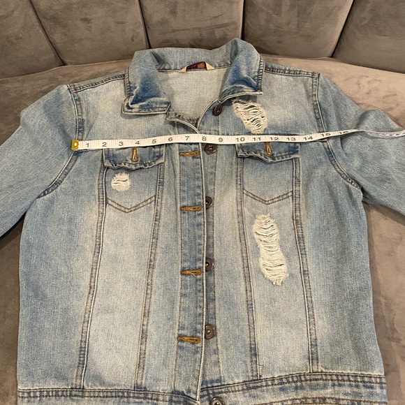 Slightly Ripped Denim Jacket (Juniors) - Picture 5 of 7